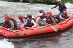20120529uganda rafting 0016